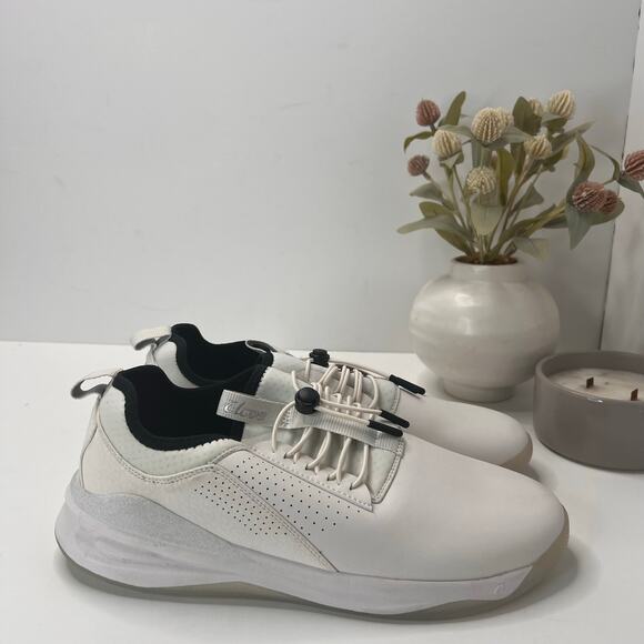 Clove Shoes - Clove Classic Nursing Sneaker Brilliant White/Black Collar Women W11.5/M10 Men